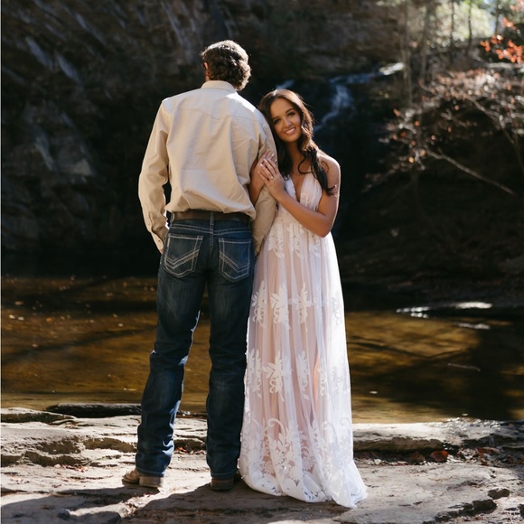 Long White Dress With Slit - Picture 6 of 9